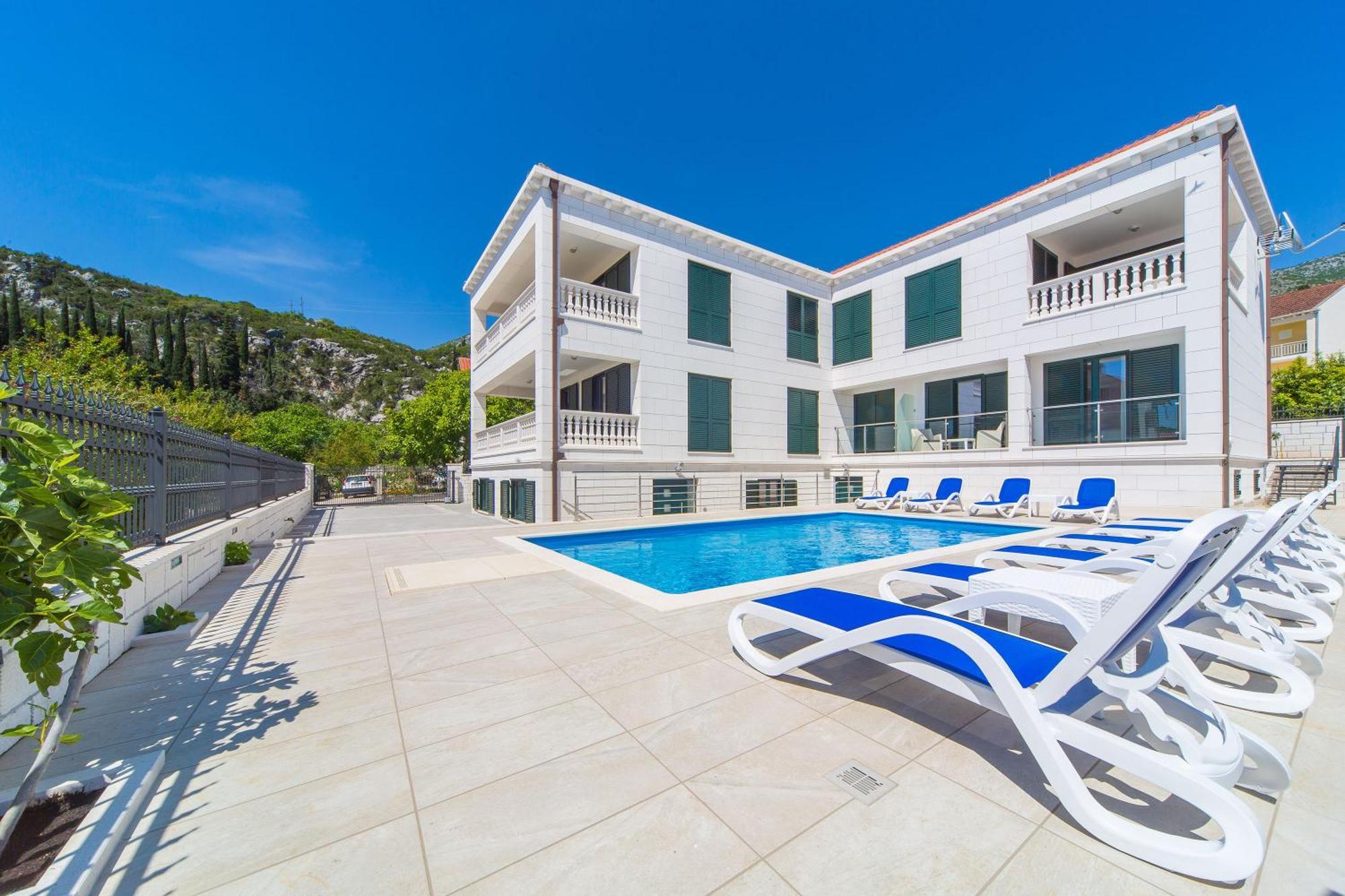 Villa Slano Apartments Bagian luar foto